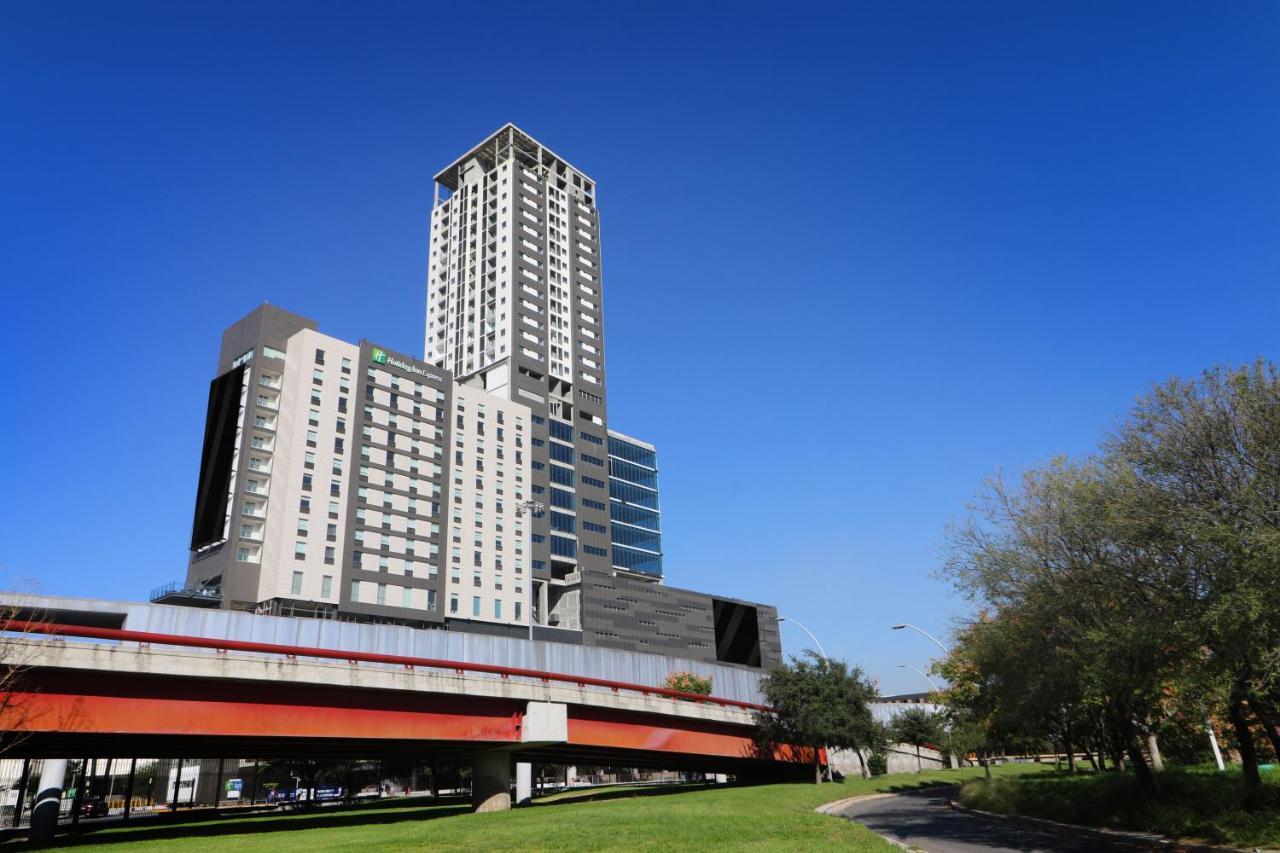 Holiday Inn Express - Monterrey - Fundidora By Ihg Экстерьер фото