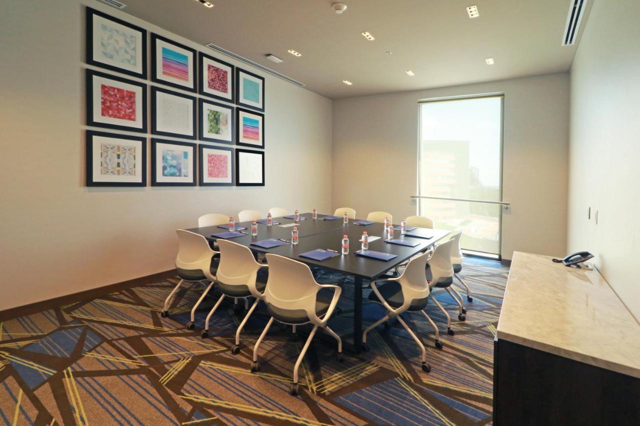 Holiday Inn Express - Monterrey - Fundidora By Ihg Экстерьер фото